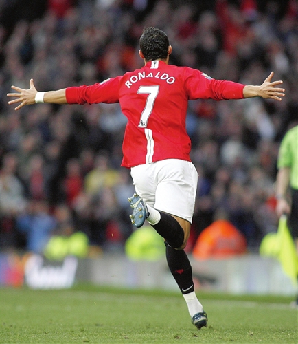 俱乐部效力 俱乐部效力